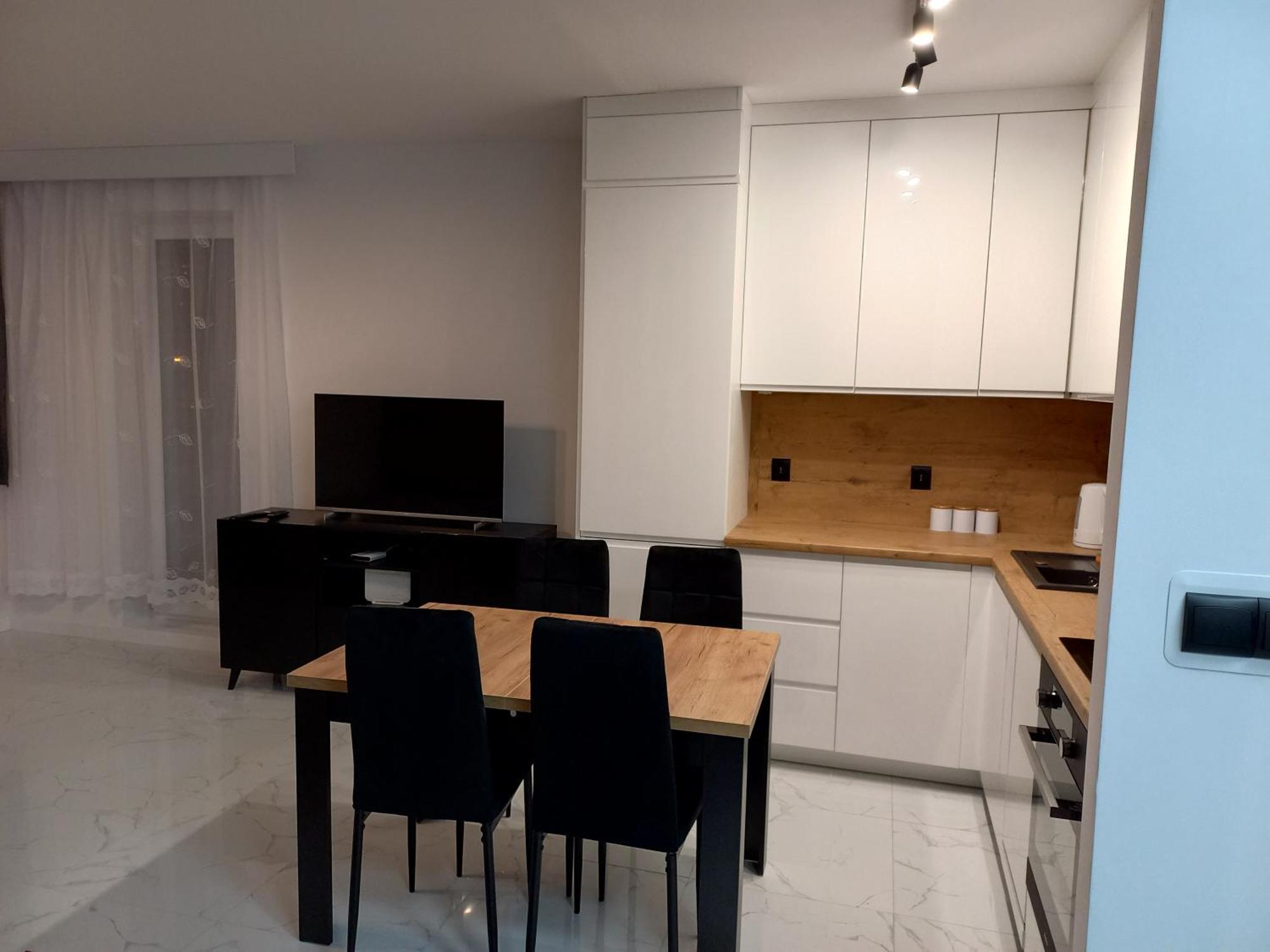 Tauzen Apartaments 18 คาโตวีตเซ ภายนอก รูปภาพ