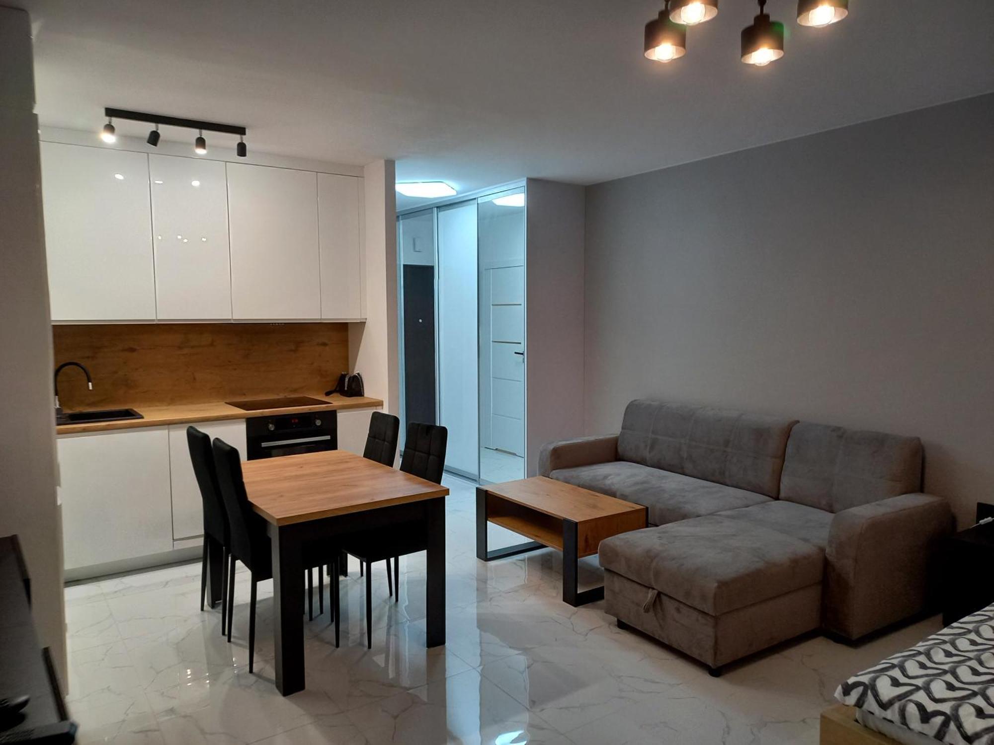 Tauzen Apartaments 18 คาโตวีตเซ ภายนอก รูปภาพ